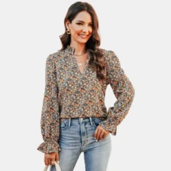 Women's Ditsy Floral Split Neck Top - Cupshe 9 Women's Ditsy Floral Split Neck Top - Cupshe -Avenue Sale Store GUEST 16d97949 2bca 4bc7 8fe7 c195155e7bcd