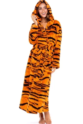 Women's Classic Winter Robe, Hooded Cozy Plush Fleece Bathrobe 12 Women's Classic Winter Robe, Hooded Cozy Plush Fleece Bathrobe - Image 12