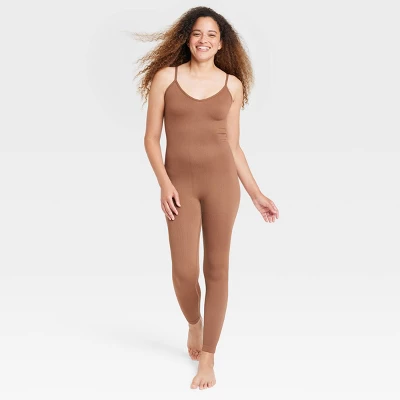 Women's Chunky Ribbed Jumpsuit - Colsie™ 1 Women's Chunky Ribbed Jumpsuit - Colsie™