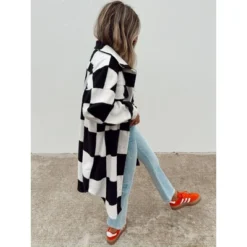 Women's Ascot + Hart Checkered Fleece Graphic Shacket 10 Women's Ascot + Hart Checkered Fleece Graphic Shacket -Avenue Sale Store GUEST e18adfce 077b 4102 9e21 152274297d7b